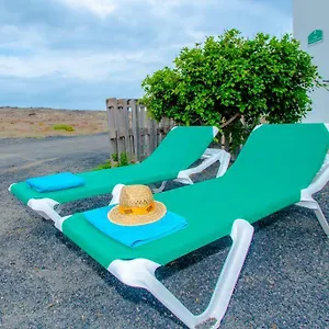 casa-caleta-beach.in-canary-islands.com/